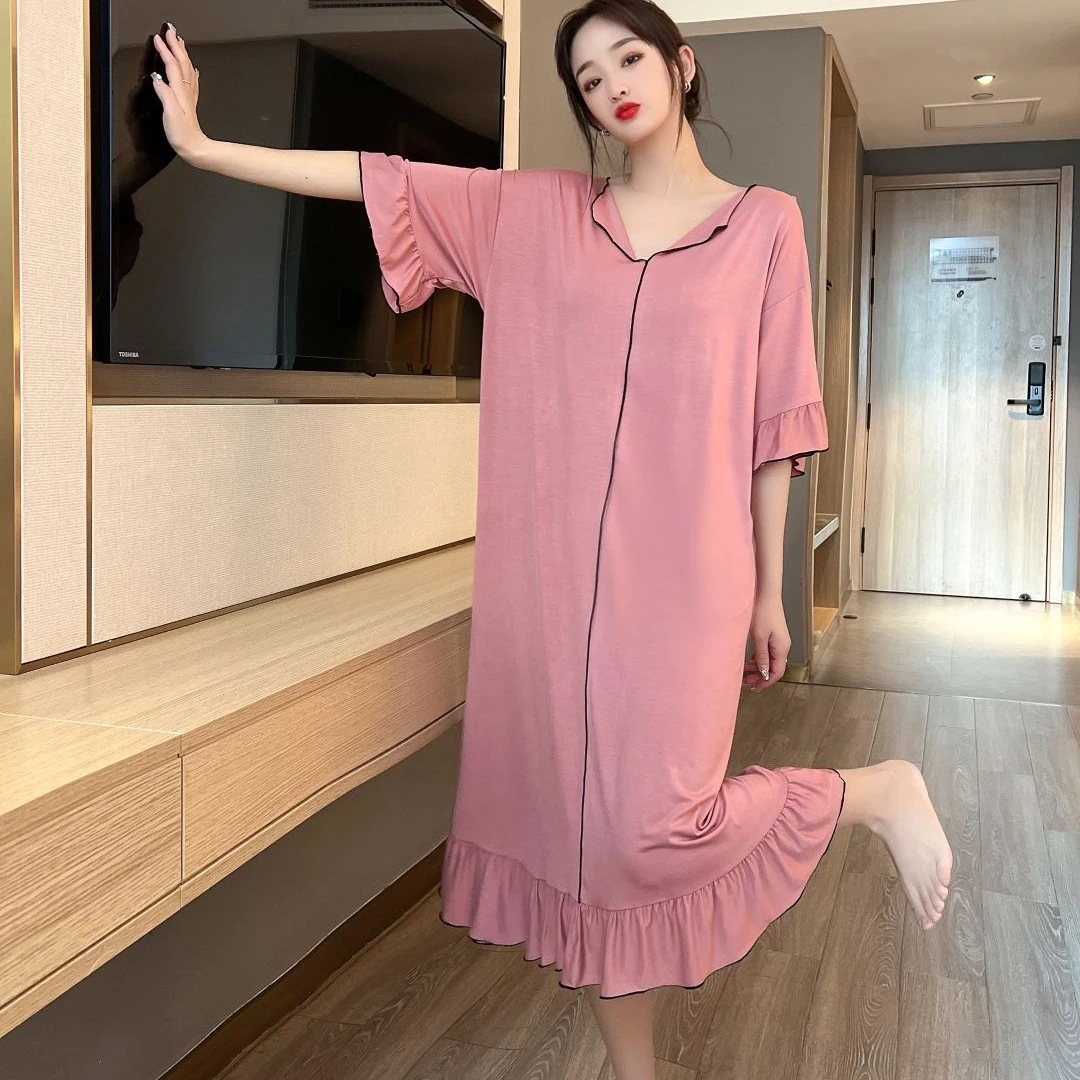 款号6102 女款夏季新款再生粘胶纤维翻领设计师款睡裙