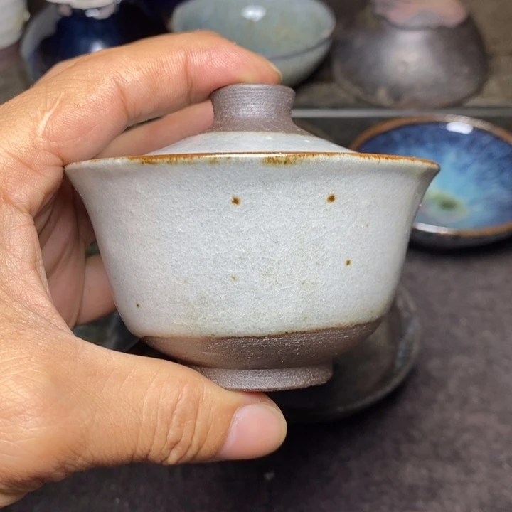 茶盏口有微不圆a ku wo e ktv