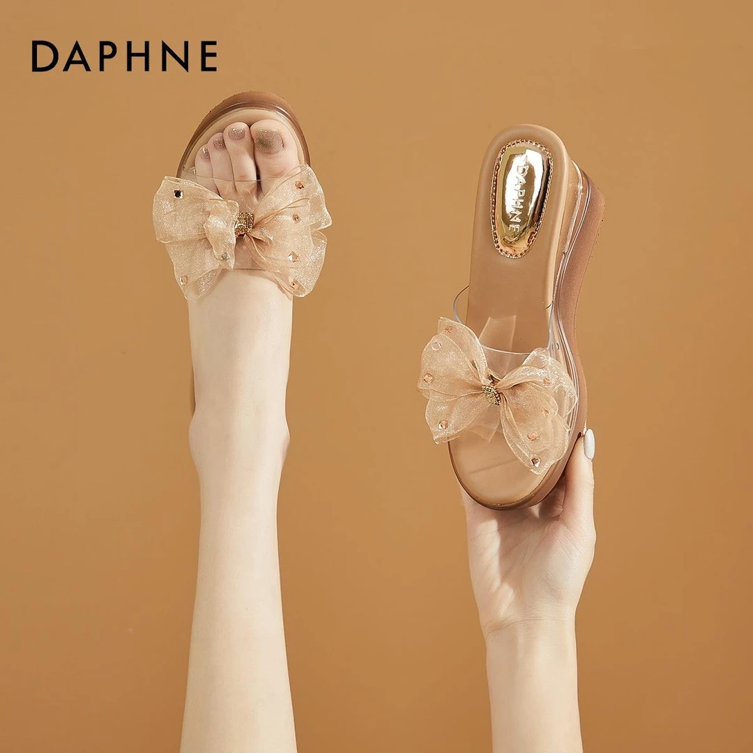 达芙妮厚底潮流个性拖鞋女2025新款夏季外穿蝴蝶结绣花鱼嘴流行鞋