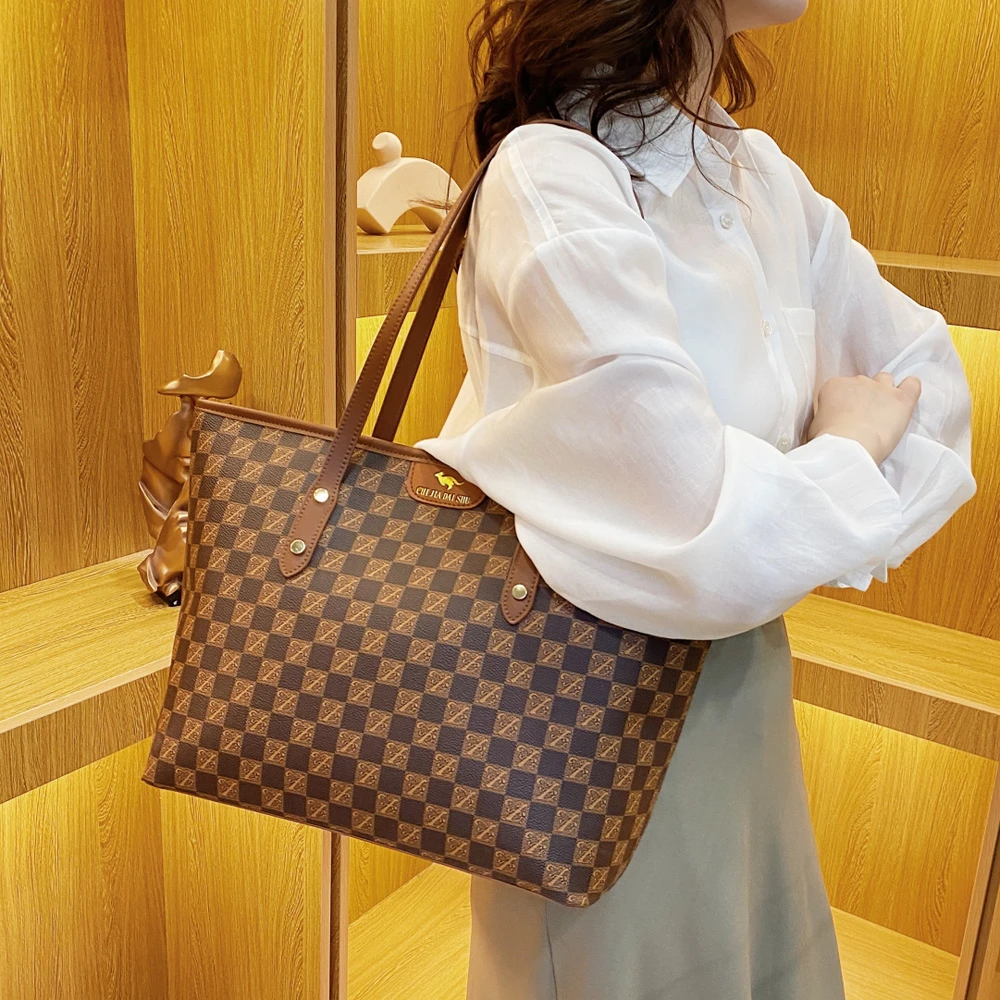 2025托特包轻奢百搭单肩包经典通勤女士印花休闲大容量大包包小众