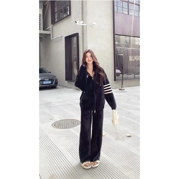 百搭慵懒风休闲套装女冬季新款保暖加绒小狗宽松卫衣套装女