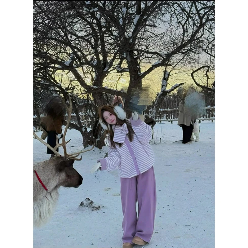 法式含围巾2024秋冬新款紫色条纹两面穿外套女长裤两件套装