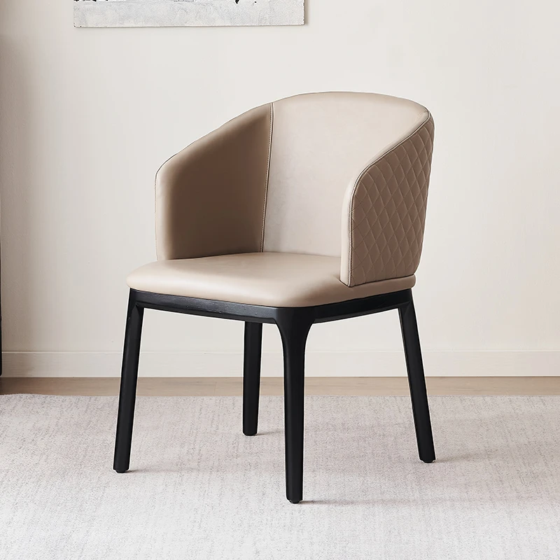 餐椅家用实木椅子轻奢高级感高端意式现代简约餐桌椅皮餐椅