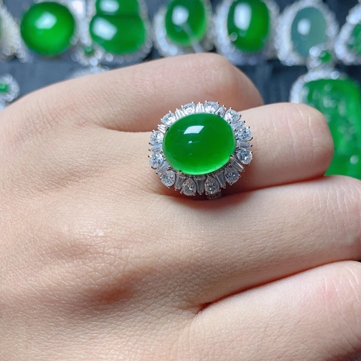 翡翠颈饰18K金镶嵌1663049。