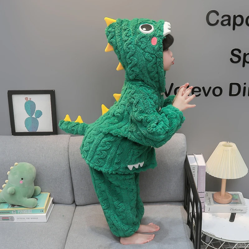 女宝宝珊瑚绒睡衣秋冬连体恐龙衣服儿童冬季加厚女童法兰绒睡袋潮