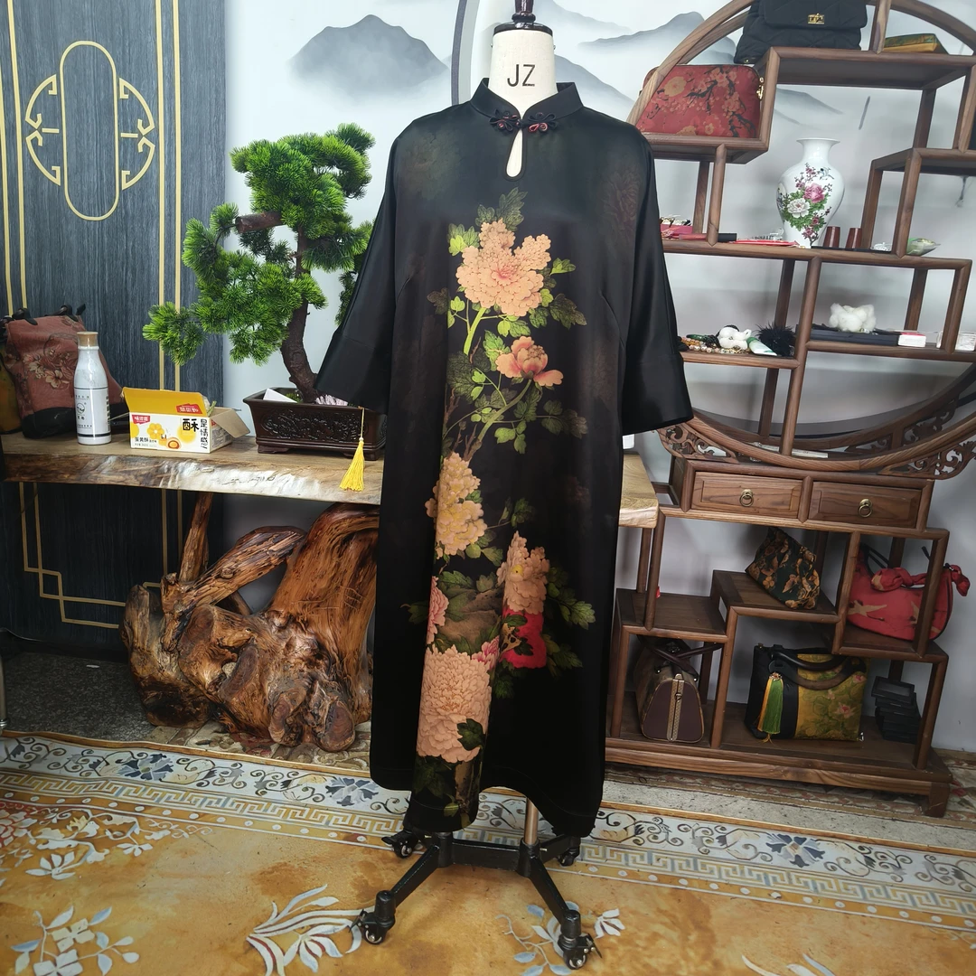 60姆米重锻黑色牡丹花连衣裙100桑蚕丝款