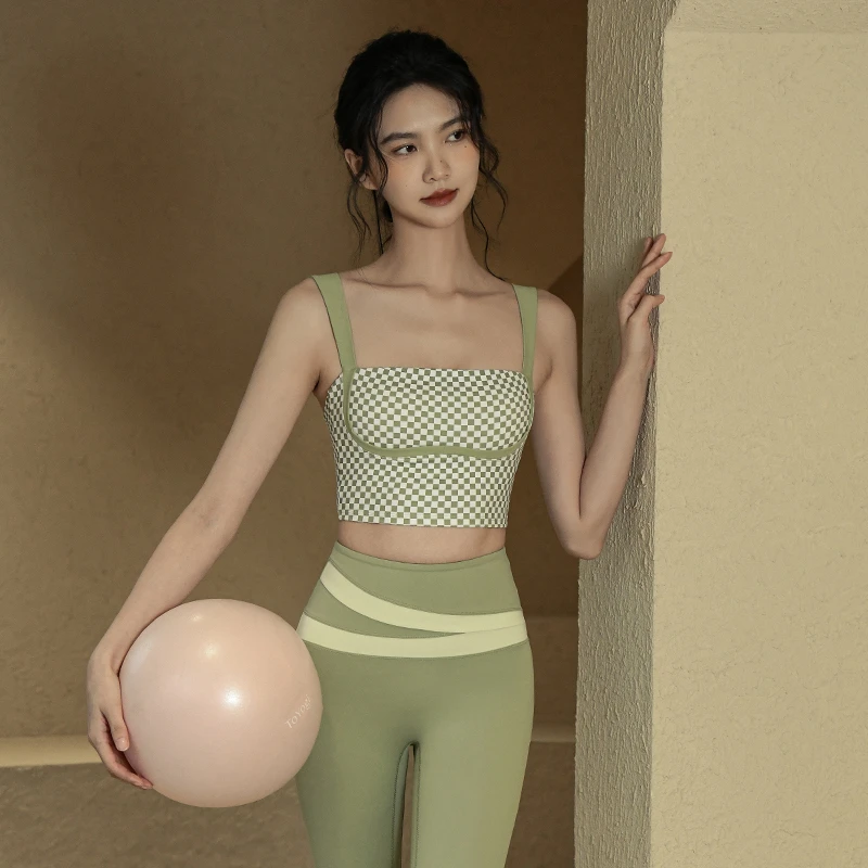 运动内衣女2024夏季新款瑜伽服背心跑步训练健身美背防震聚拢美背