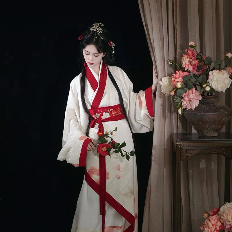 醉今朝国风工作室【山茶茵茵】春款提花暗纹山茶花氛围感曲裾