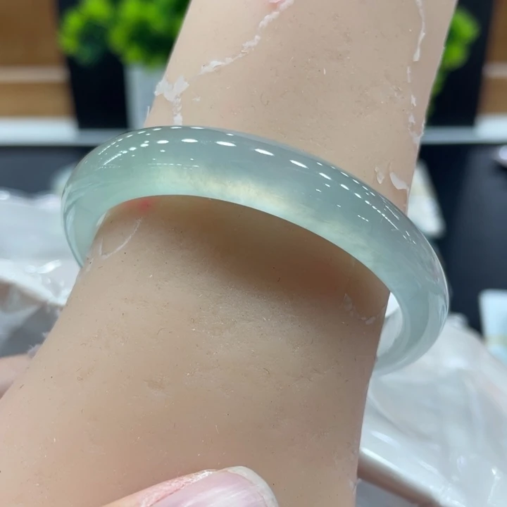 【闪购商品】翡翠手镯未镶嵌翡翠手镯