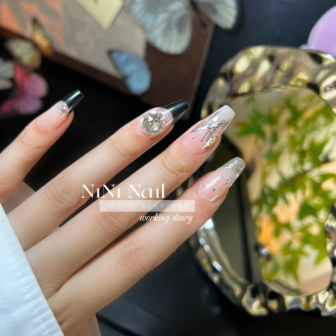 NINI【辣girl】手绘拉丝蝴蝶法式显白施家华子钻纯手工穿戴甲