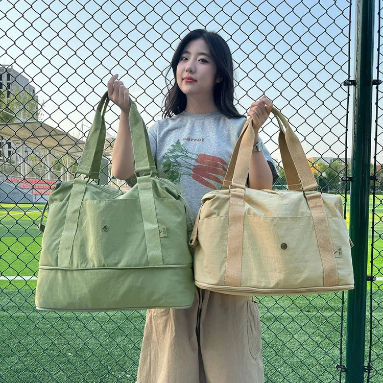 2024新款行李包便携轻便简约女士旅行包包网红休闲健身包运动韩版