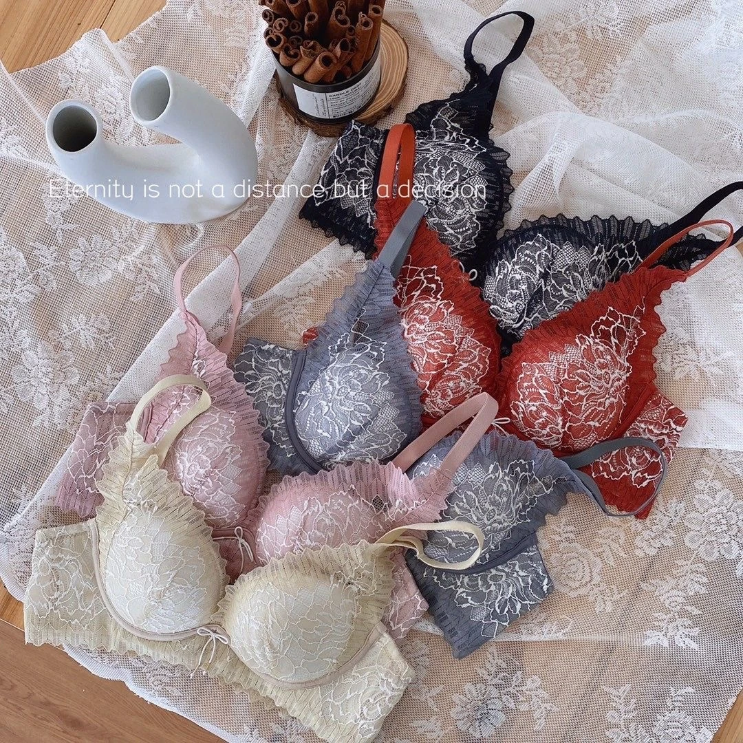 【如沐初夏】小胸聚拢无钢圈遮副乳防下垂调整型内衣新款女士文胸