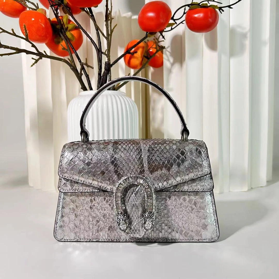 梵卡奇蛇头高档单肩包气质轻奢时尚百搭真皮女包2024新款女包