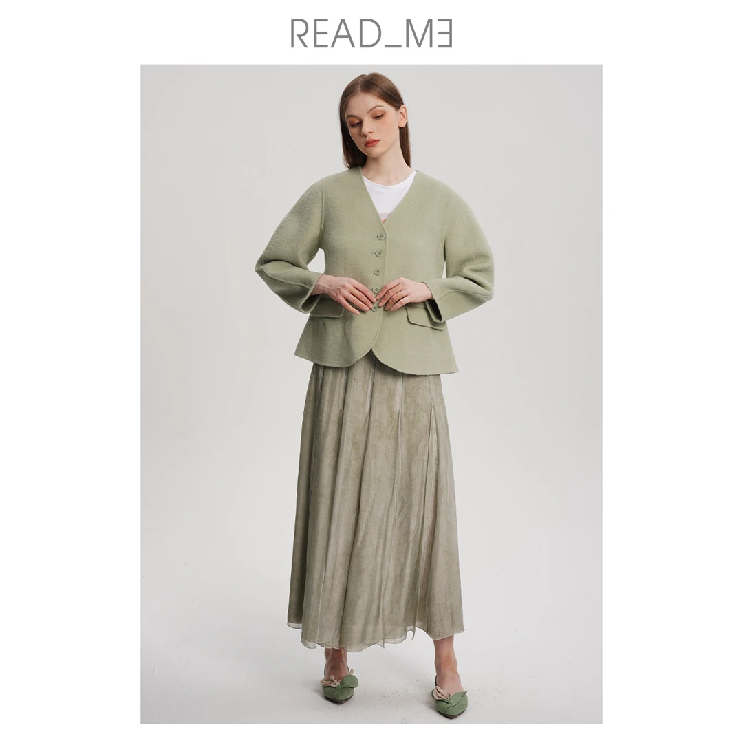 README50903107读我23春夏新品女V领短款廓形羊毛驼毛大衣