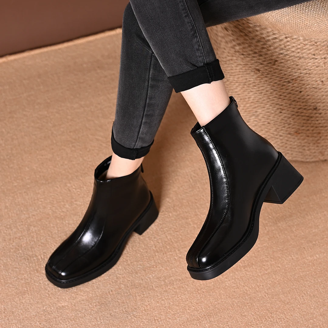 2025新款秋冬方头短靴女时尚粗跟皮鞋春秋英伦风踝靴加绒切尔西靴