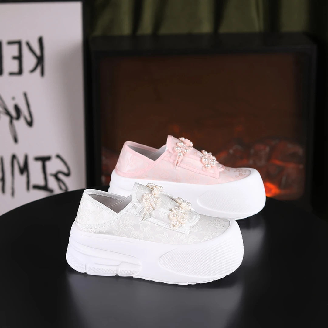 时尚厚底增高7cm潮流百搭女士休闲鞋570-9