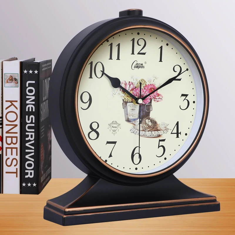 康巴丝静音石英钟客厅卧室挂表简约款