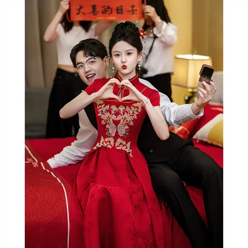 新中式旗袍敬酒服2024新款新娘红色秀禾服婚服小个子刺绣订婚礼服