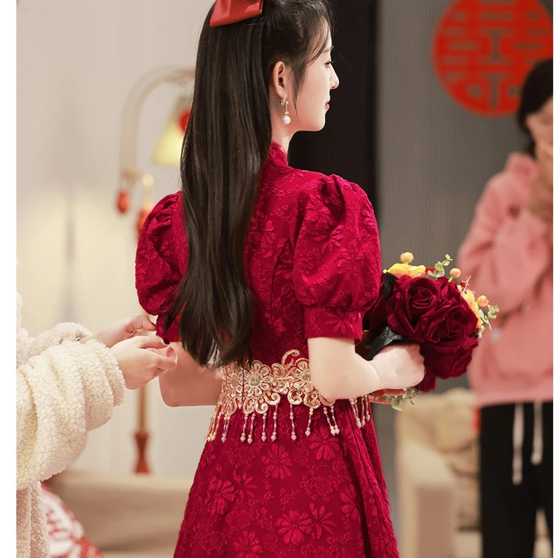 2024年新款酒红色小个子新中式立领显瘦气质蕾丝敬酒服订婚礼服女