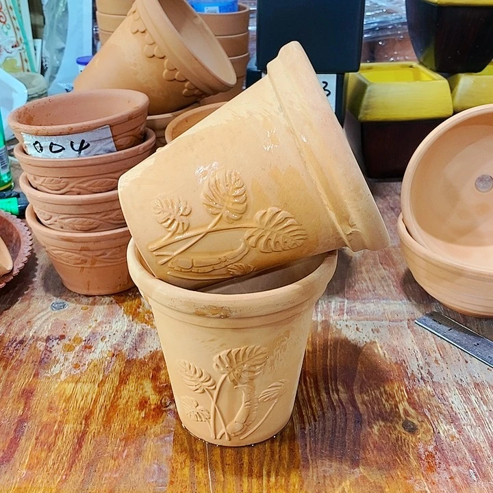 红陶20CM以下7-13×13两个
