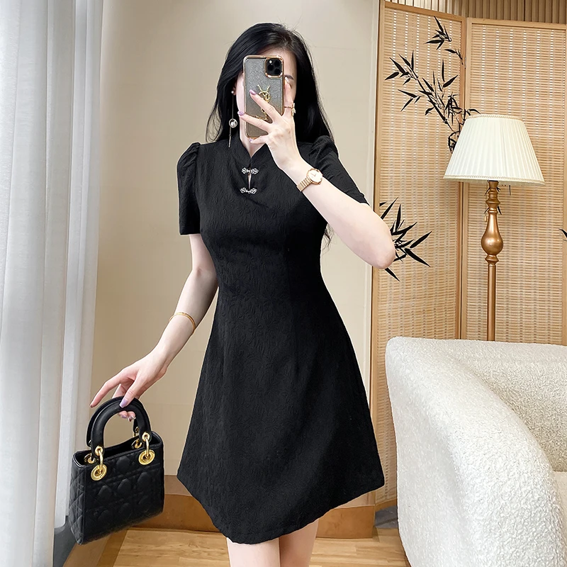 新中式小个子气质连衣裙2025夏季时尚修身国风设计感A字小黑裙子
