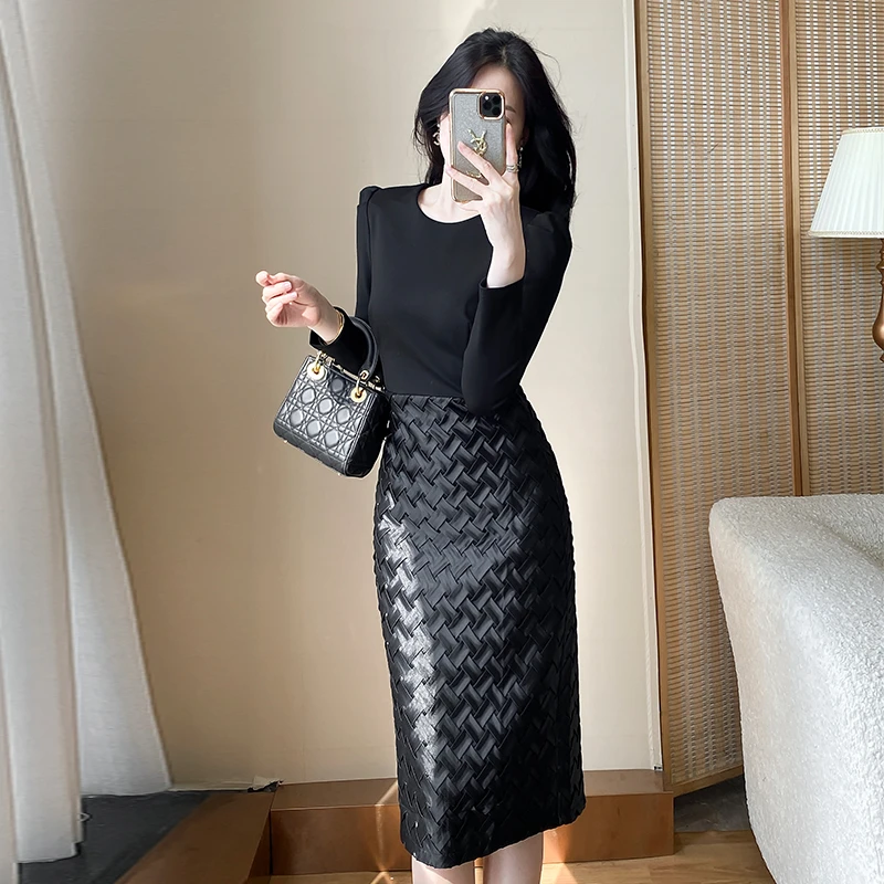 法式修身丝绒拼接包臀女裙2025春季新款时尚气质设计感轻熟连衣裙
