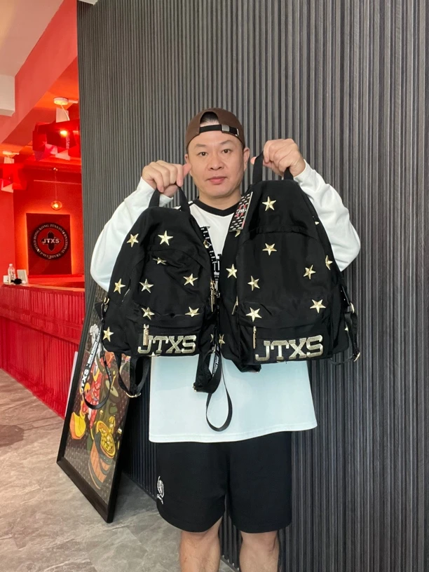 JTXS【原创五星】金五星刺绣徽章牛津布双肩包学生书包旅行包旅行包