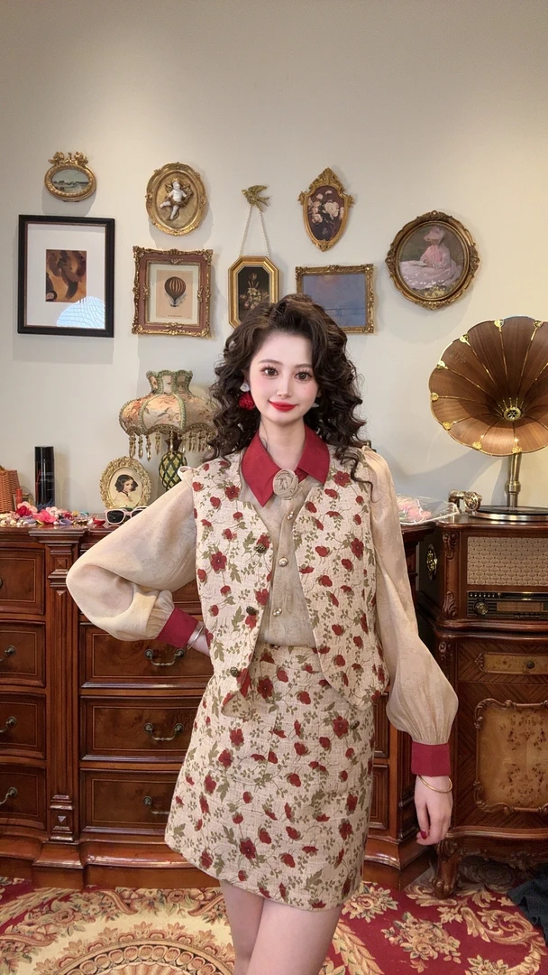 （现货清清）一生罗曼【劳伦斯】设计感小众小香风印花背心马甲Y3587