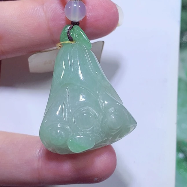 缅甸天然A货翡翠飘绿好运连连莲蓬吊坠