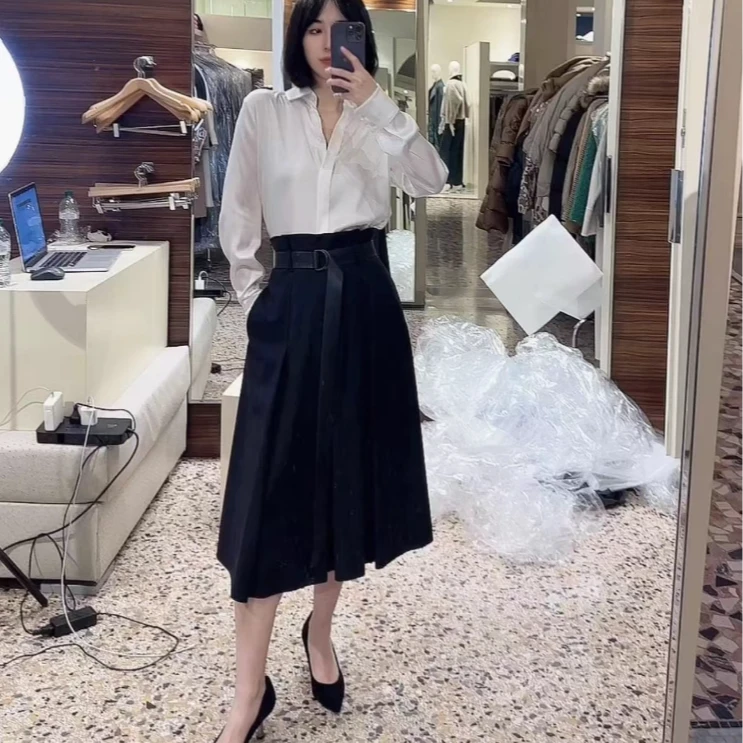未使用 MaxMara 国现 女士百搭百褶半身裙BQ0027