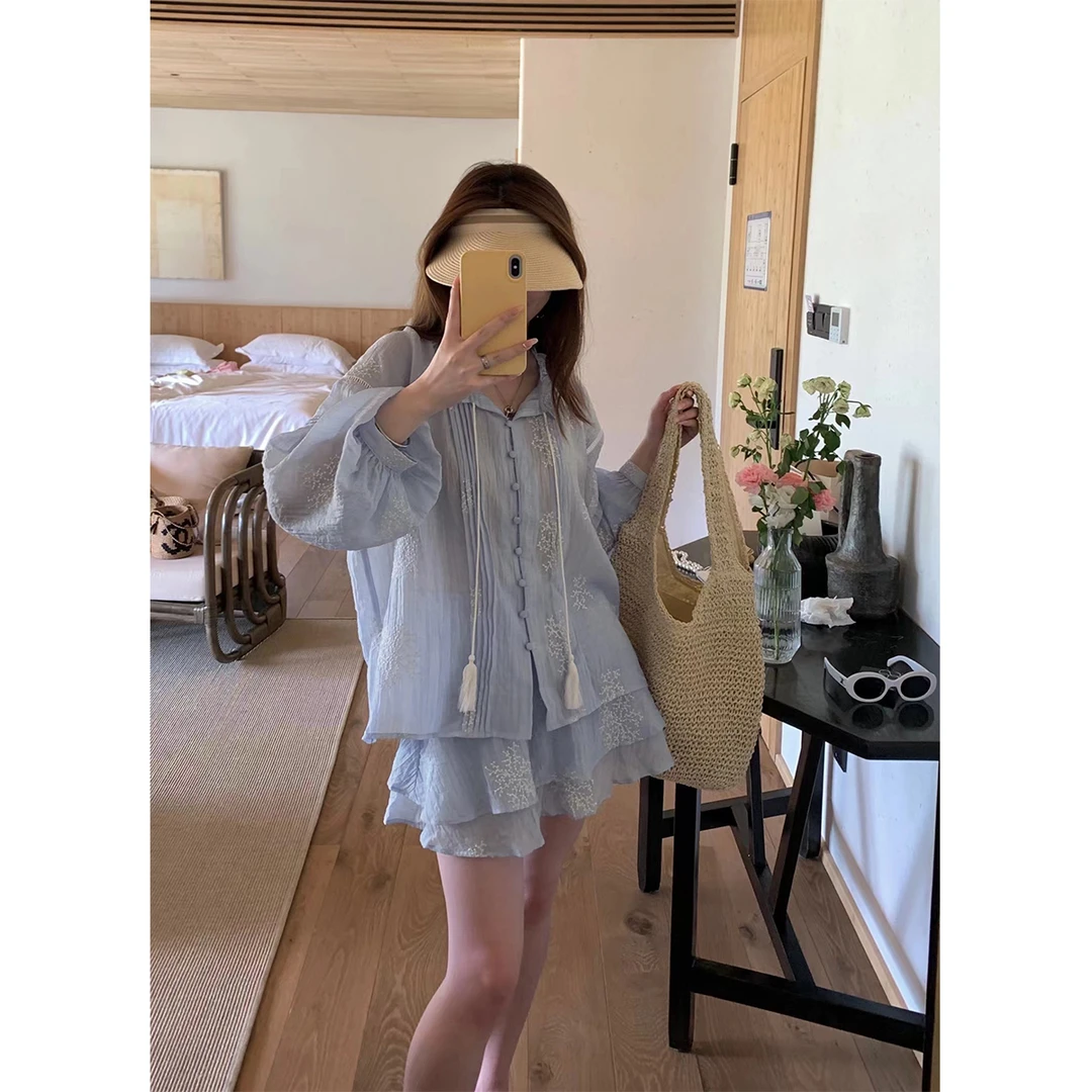 断码捡漏 香榭刺绣天丝套装慵懒感灯笼袖衬衫半身裙两件套-239