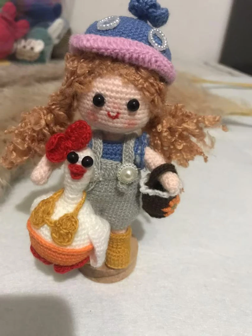 手工制作鸭鸭鲸玩偶