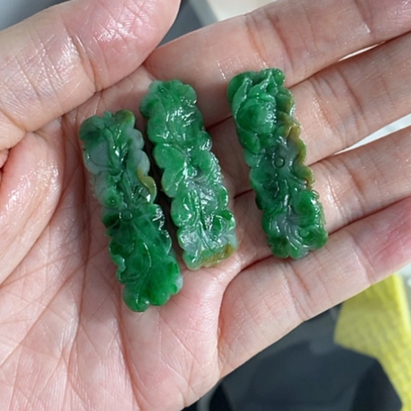 【闪购商品】定制翡翠未镶嵌晴*格