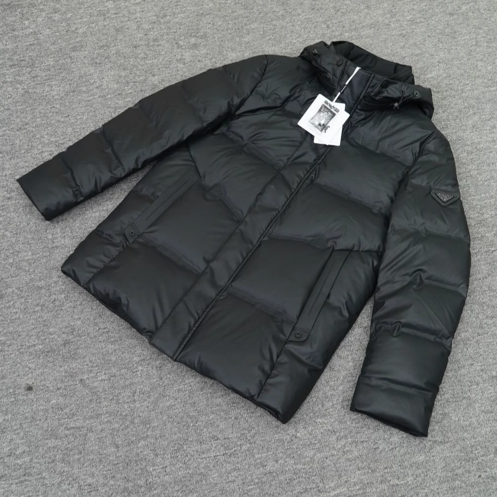 ADILJANABROY5988男士运动羽绒服