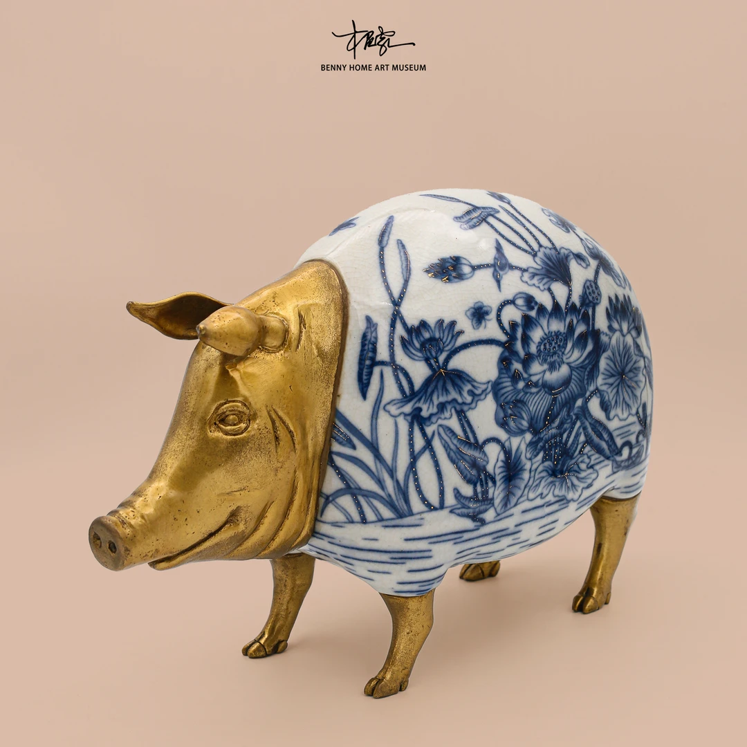 【本尼家】HX15瓷镶铜工艺陶瓷高档装饰青花莲花猪玄关摆件品