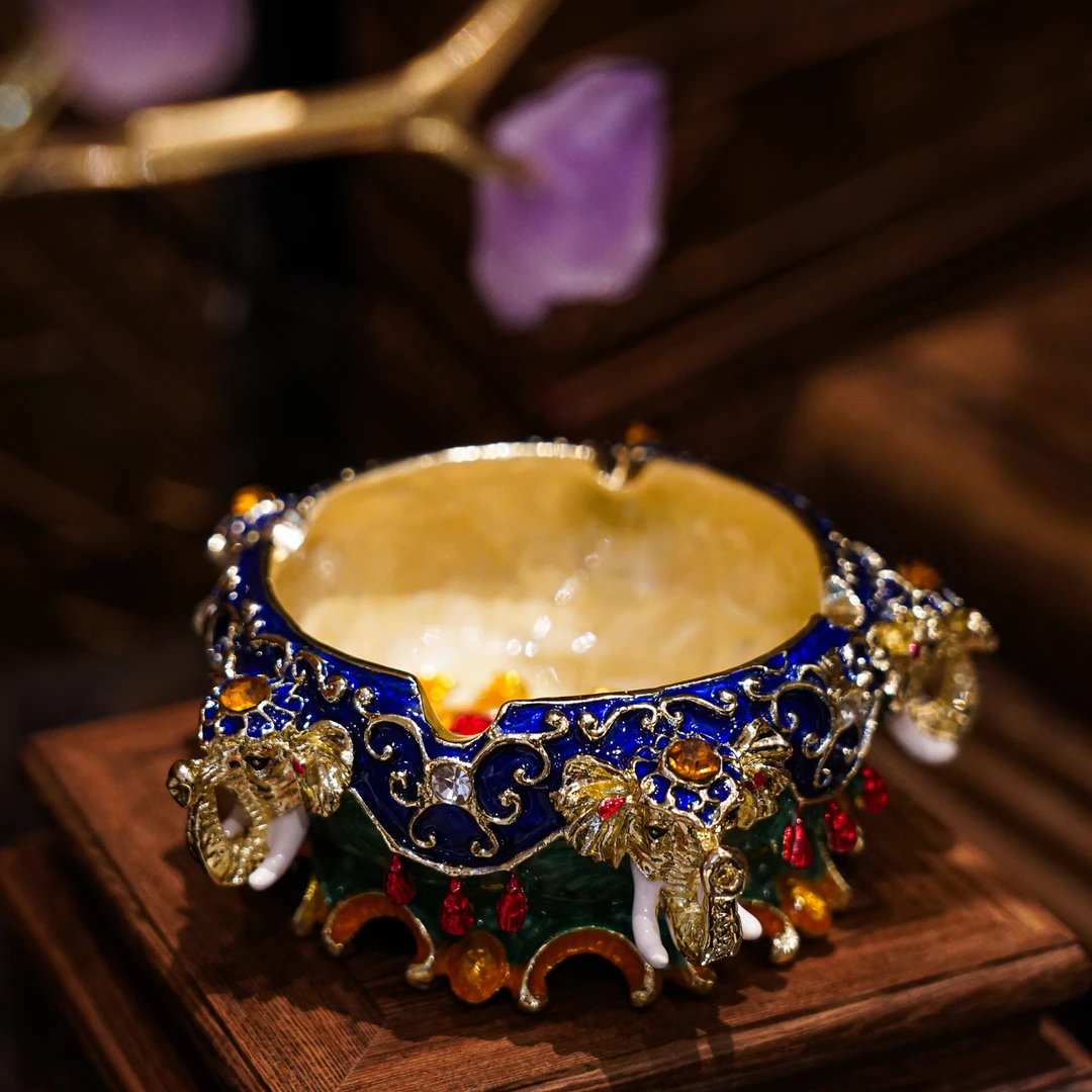 【本尼家】蓝色珐琅彩五象大象烟灰缸现代艺术品家居茶道摆件