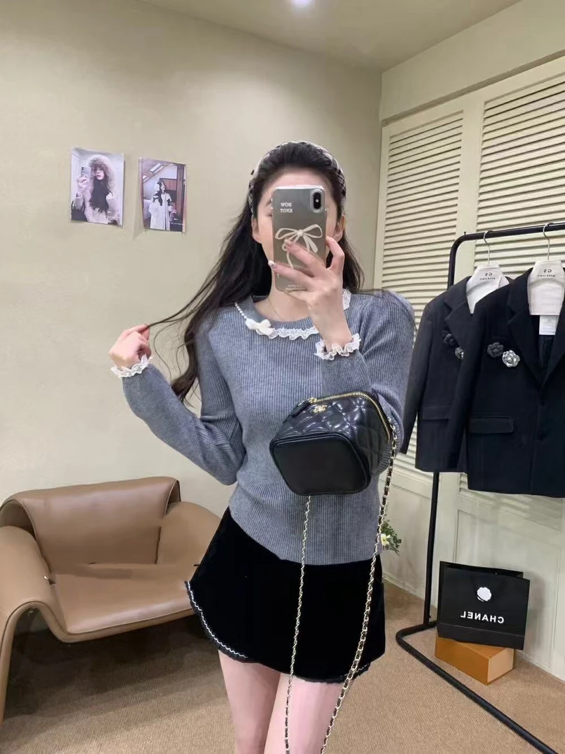 蝴蝶花边泡泡袖针织衫 31203