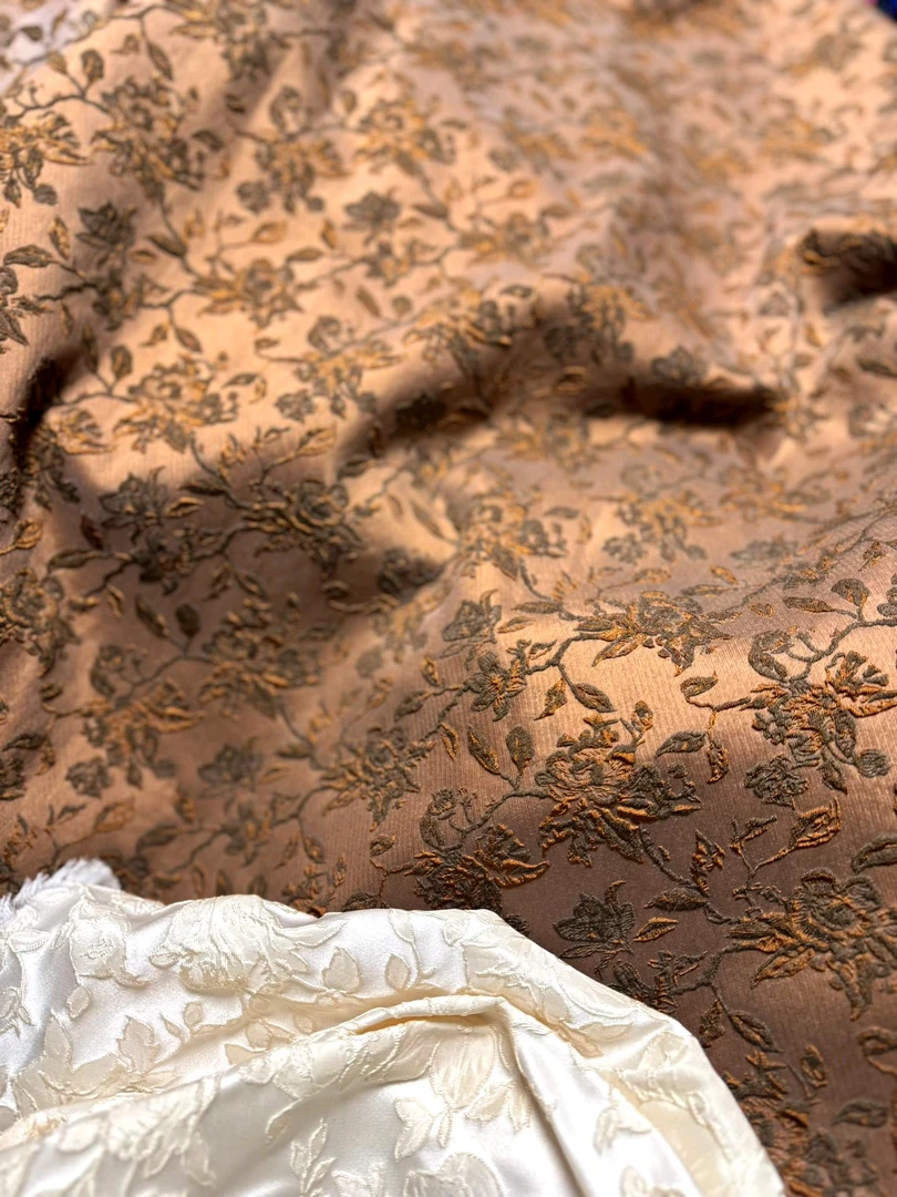 进口羊毛提花面料，不支持七天无理由