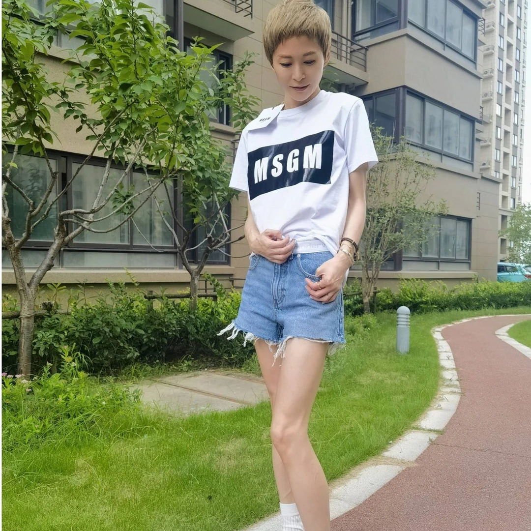 未使用 MSGM 白色/黑色经典logo印花圆领百搭T恤