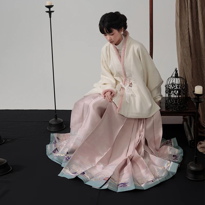 【上遥居】5天内发退秋 明原创汉服女改良羊毛呢对穿交渐变马面店铺