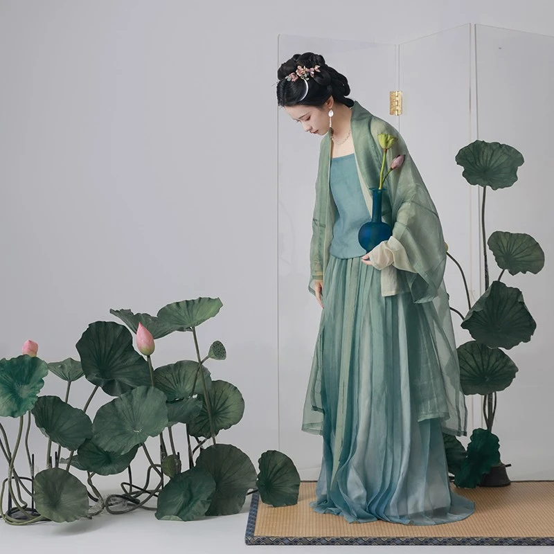 【上遥居】影影 北宋原创汉服夏绿色仿铁拐墓长衫 百迭裙 买手