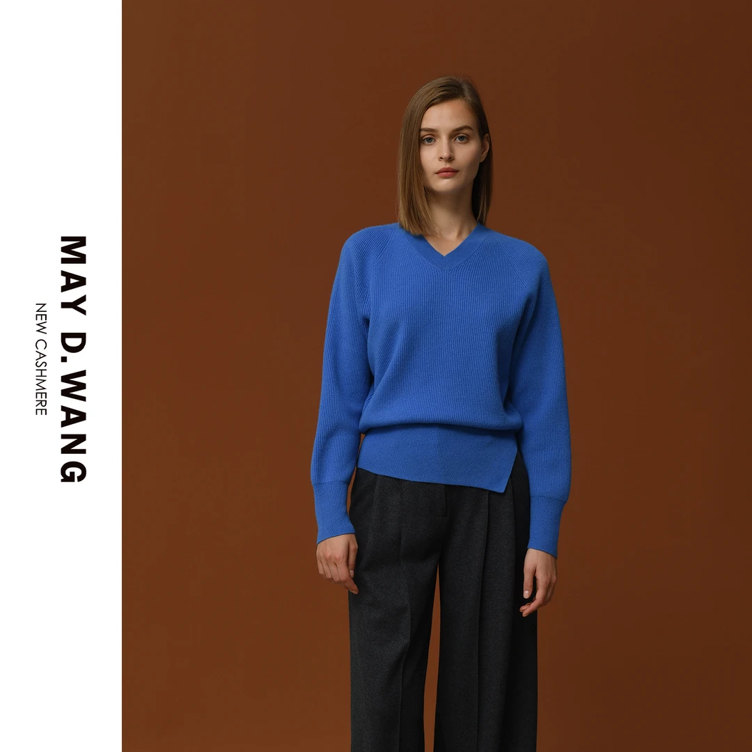 王之造意式风休闲V领长袖彩色羊绒上衣 D1F1107