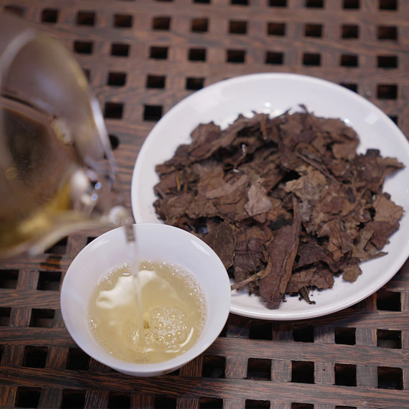 正宗福鼎核心产区老树白茶荒野白茶300g一饼