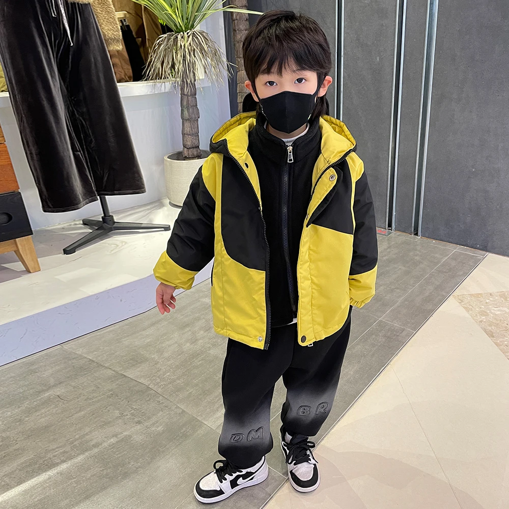 童装冲锋衣冬季休闲男童加绒加厚连帽外套儿童保暖冬装风衣