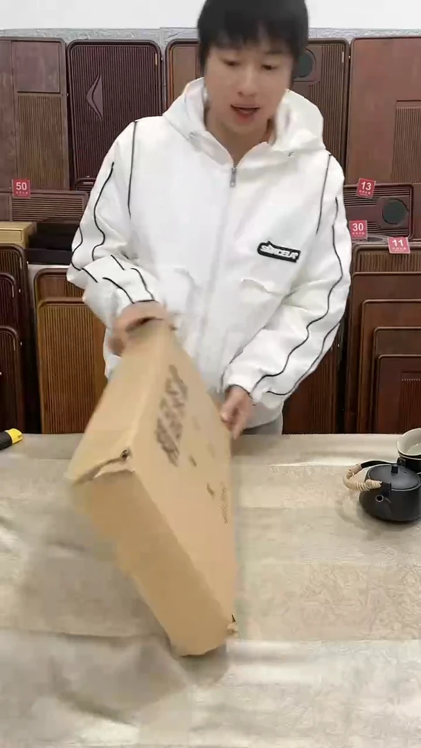 【闪购商品】柯木40*20*4黄品意