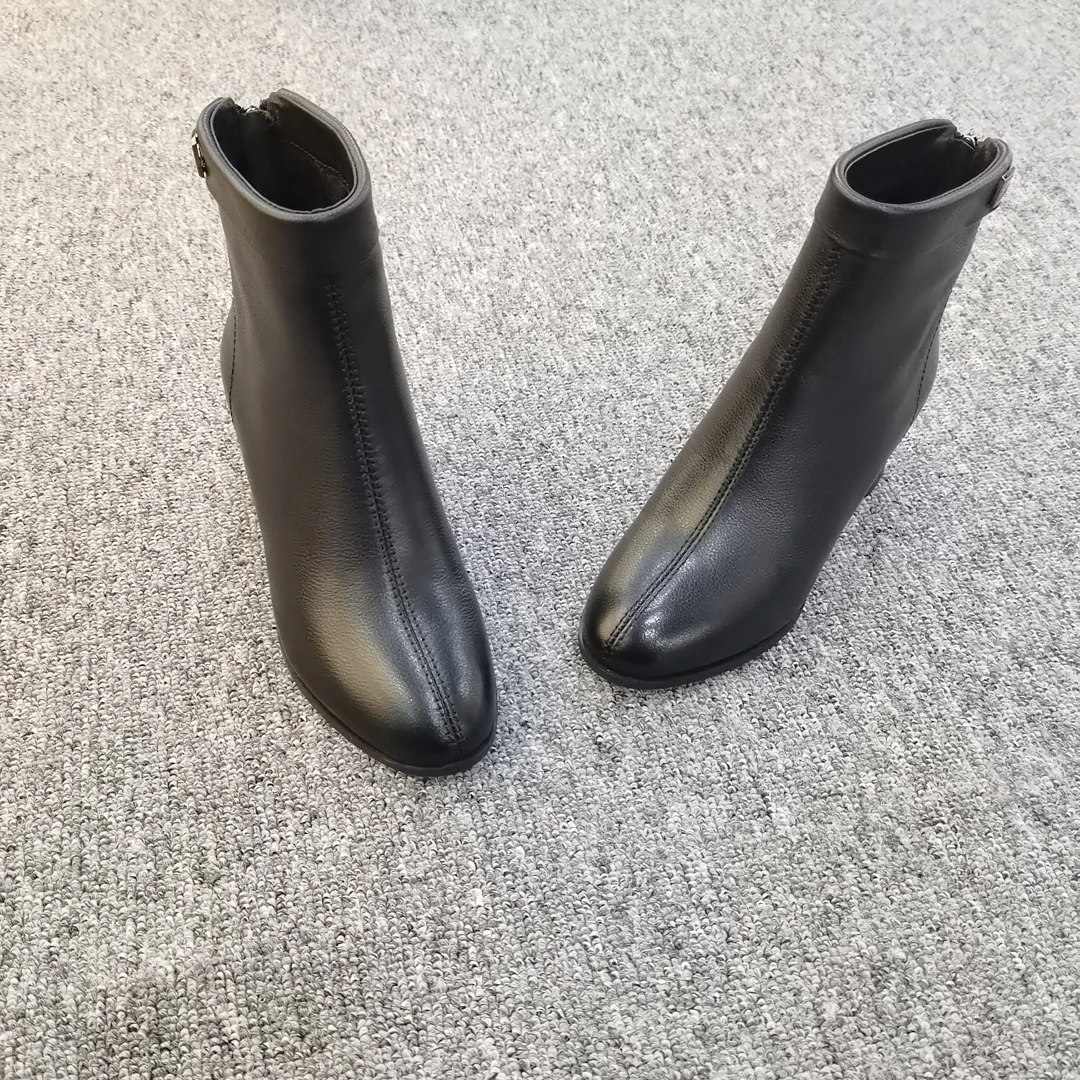 33码起女士秋冬小短靴真皮时尚百搭休闲舒适粗跟加绒真皮皮鞋