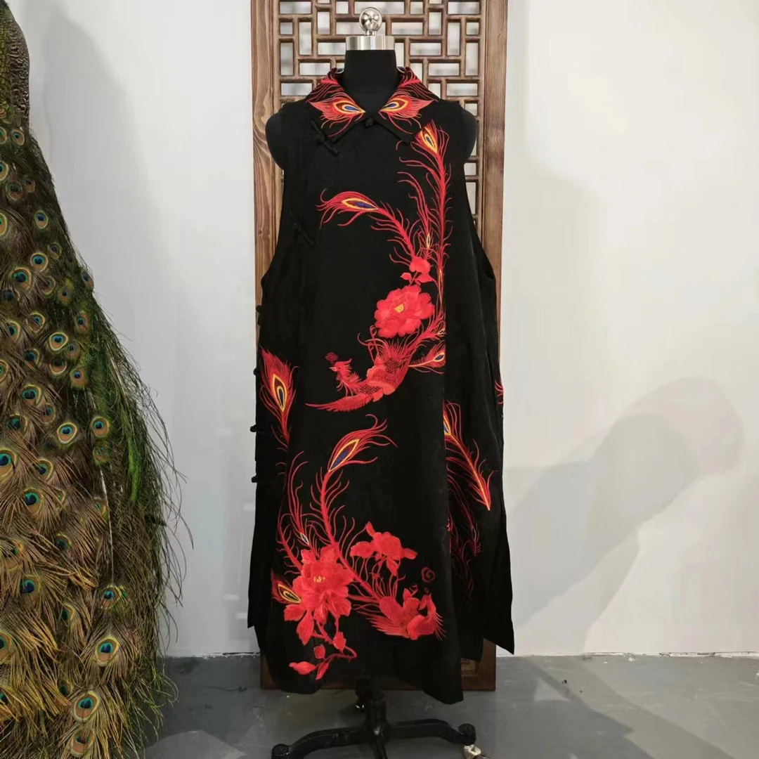 凤徕兮私人定制黑底红凤刺绣翻领盘扣马甲（HM101041）