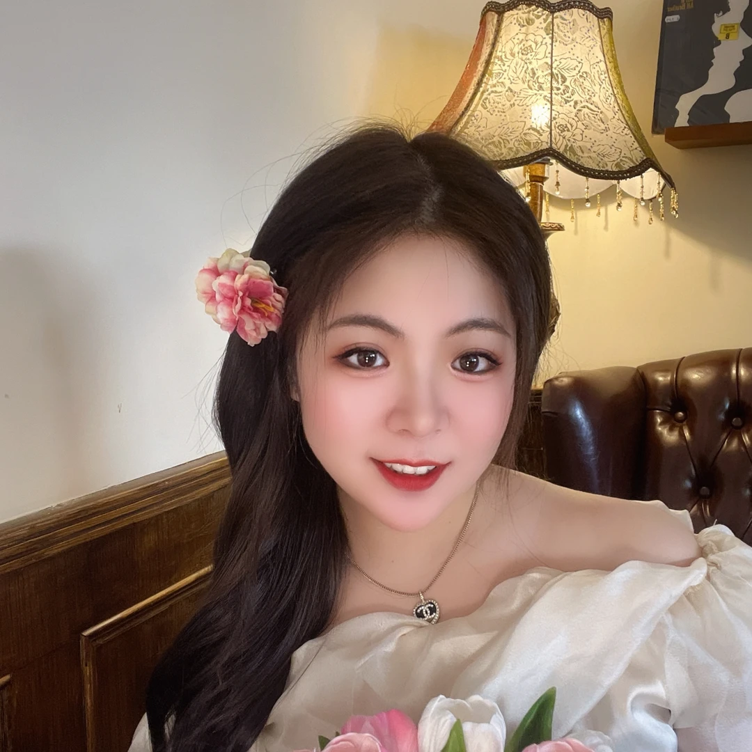 【桃之夭夭】春夏款小号四公分仿真花朵刘海夹清冷感气质半扎发夹
