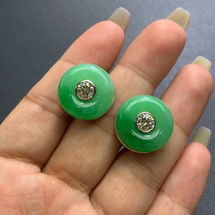 翡翠耳饰18K金镶嵌阳绿耳包