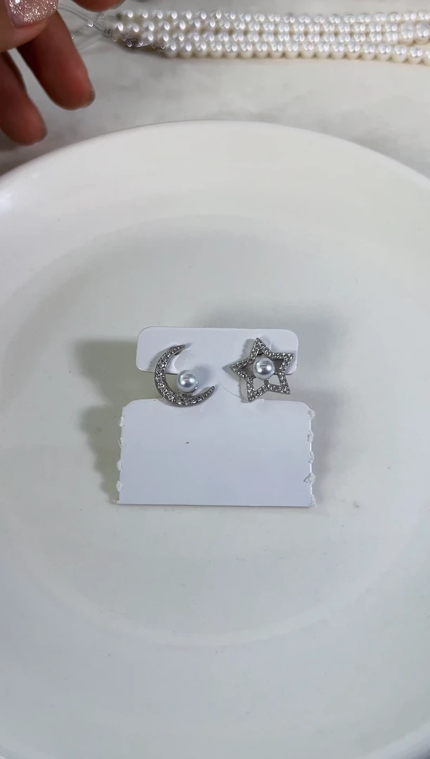 【闪购商品】淡水珍珠hh银S925镶嵌耳钉